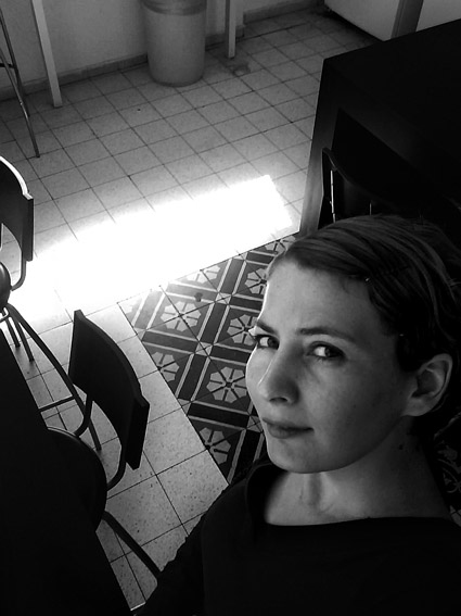 http://www.lenarevenko.com/blog/files/08-me.jpg